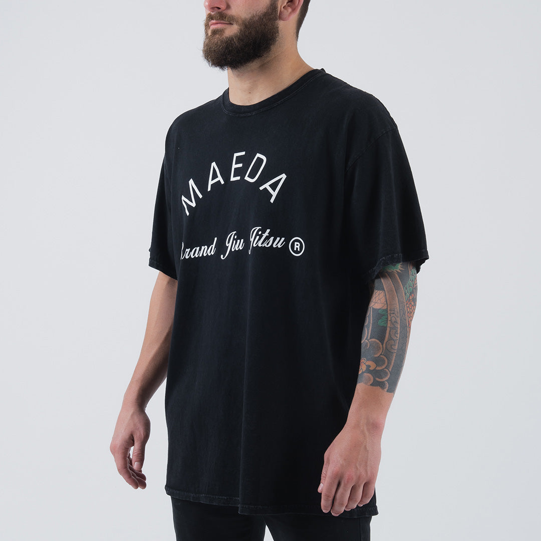 Maeda Minimal Tee